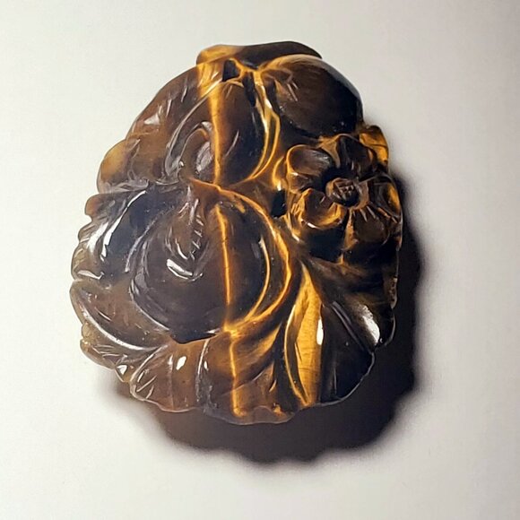 Vintage Hand-Carved Tiger’s Eye Stone • Floral Fruit Motif • Ready for Pendant S - Picture 7 of 11